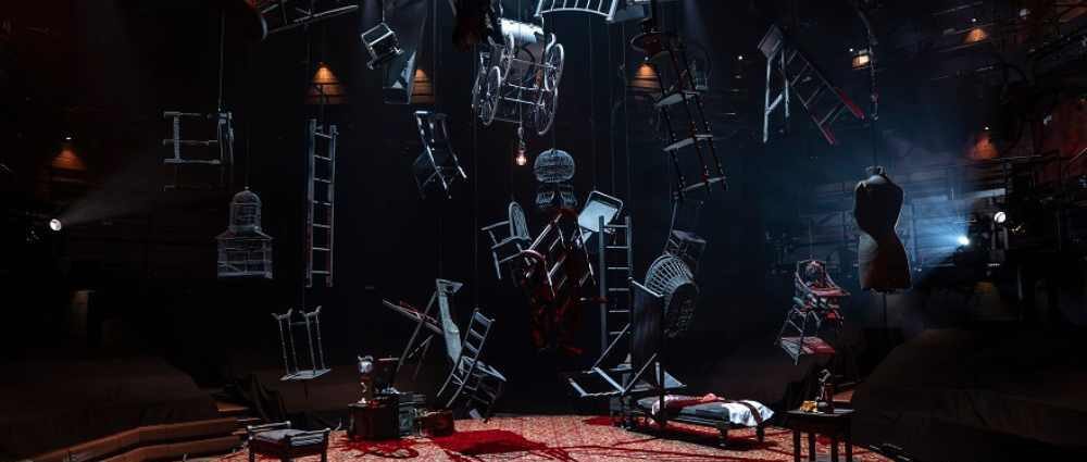 ENTERTAINING MR SLOANE